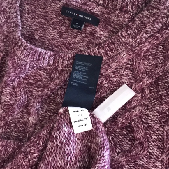 Tommy Hilfiger Sweater❤️🌷❤️🌷 - Picture 6 of 6